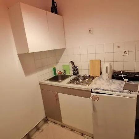 Апартаменты Esto - One Bedroom With Balcony 2